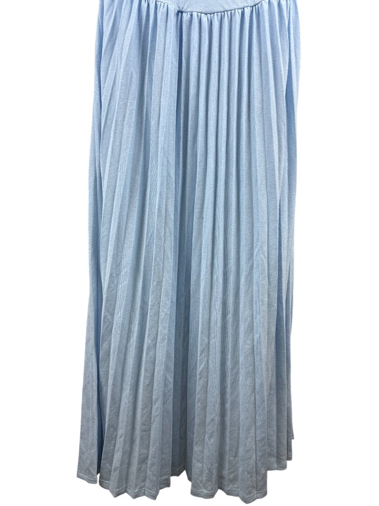Lioness Field Of Dreams Maxi Dress Soft Blue Off Shoulder Pleated Medium Flaw — image 6 of 8